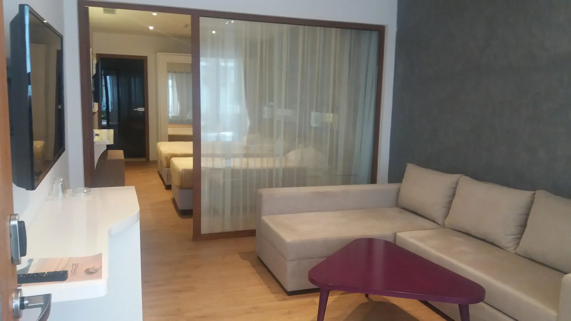 Mirage World Hotel İçmeler 4*,