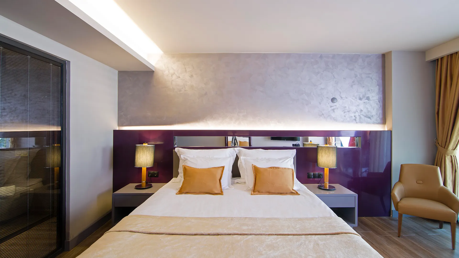 Mirage World Hotel İçmeler