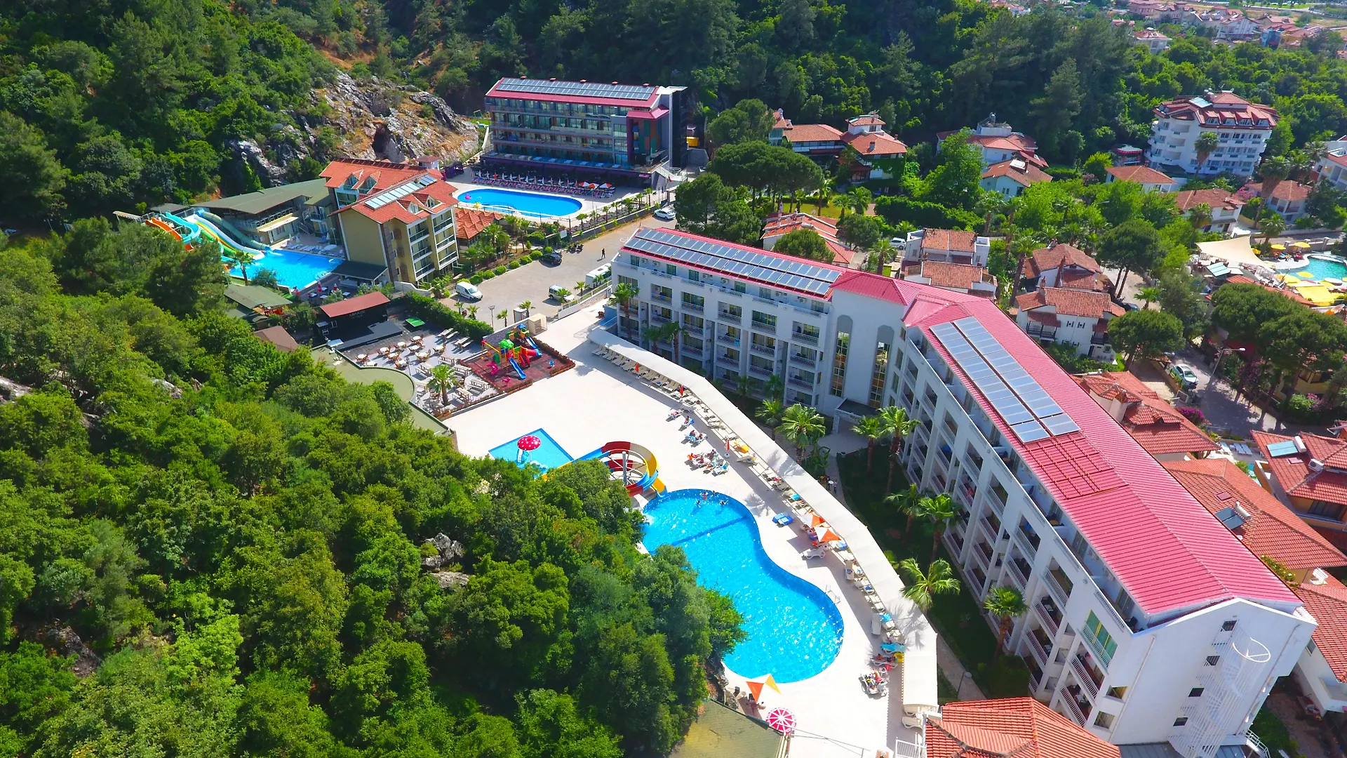 Mirage World Hotel İçmeler
