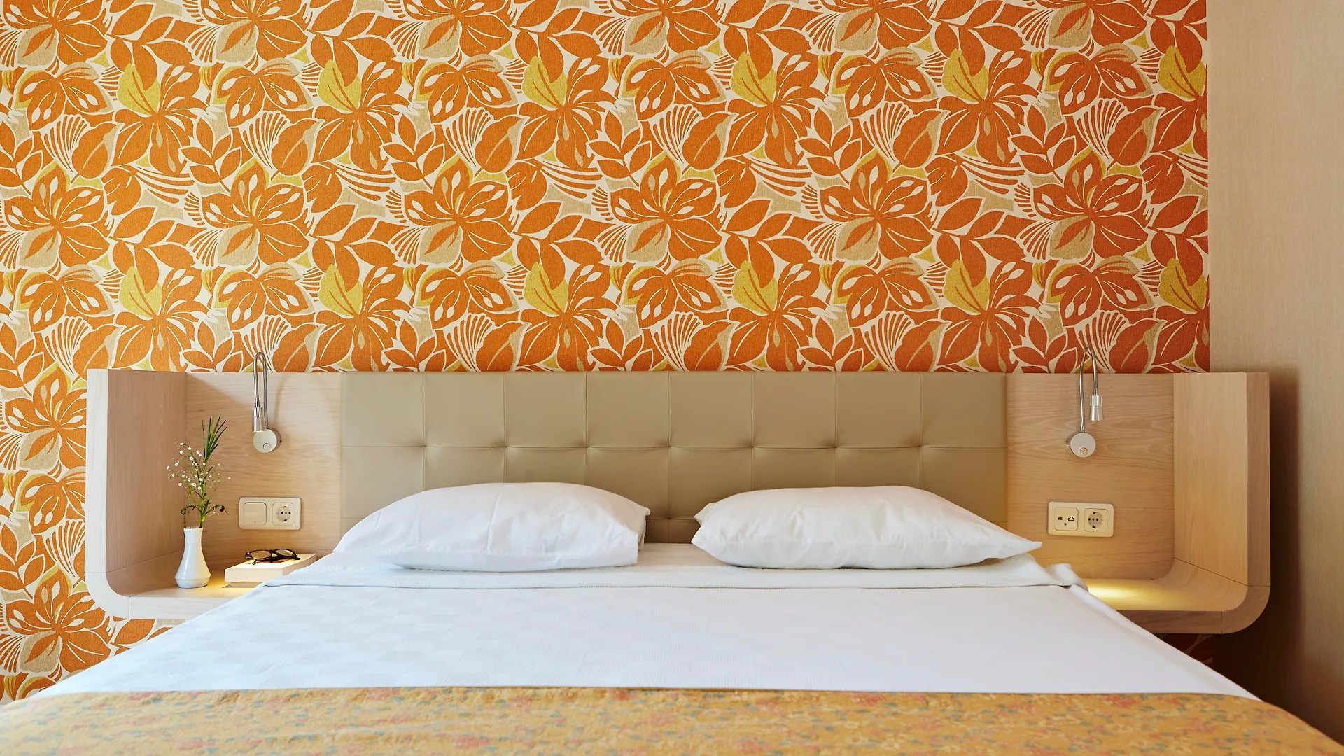Mirage World Hotel İçmeler